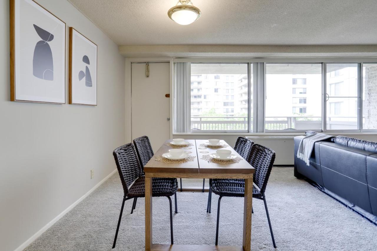 Spectacular 2/2 Apt @Crystal City With Gym Apartamento Arlington Exterior foto